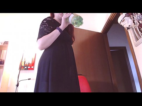 ❤️ Um escravo submisso que ama calcinhas sujas e luxuriosas é forçado a se masturbar depois de assistir a este vídeo! Porno real vídeo em porno pt-br.hdporn24.ru ️❤